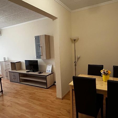 Appartement Backstage à Győr Extérieur photo